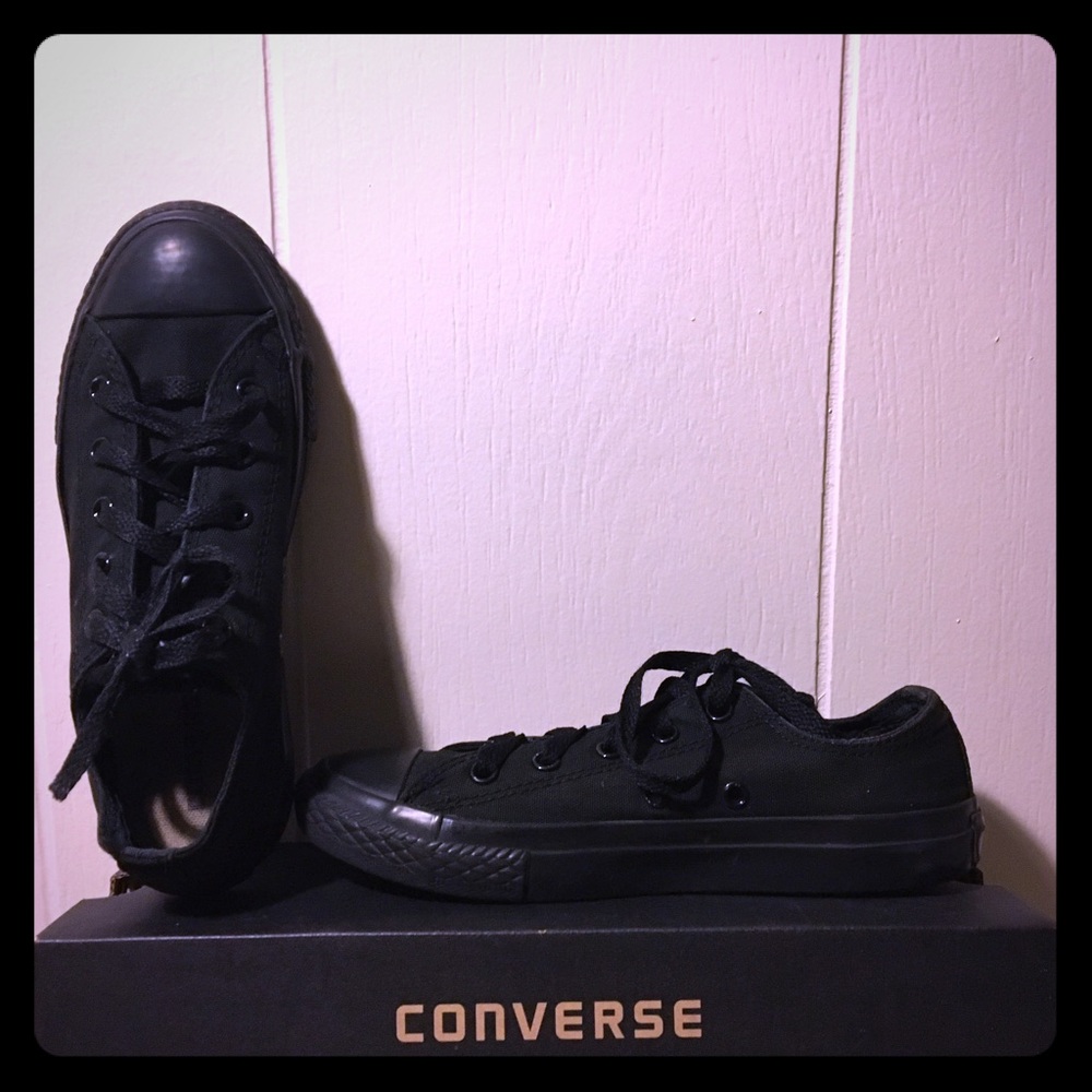 All black converse! Size 2