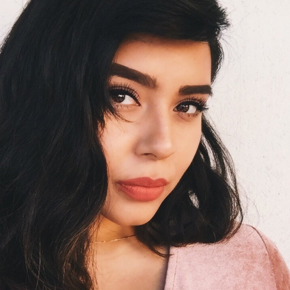 Meet your Posher, Aracely
