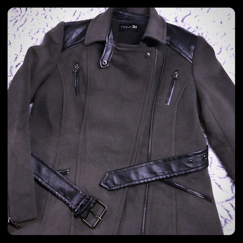 Forever 21 Military jacket in size L