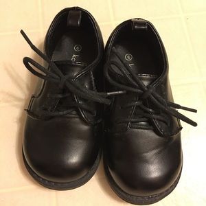 Toddler boy black leather shoes