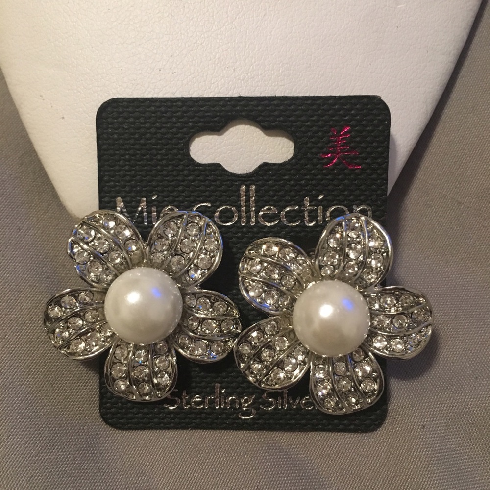 Brand new sterling silver earrings