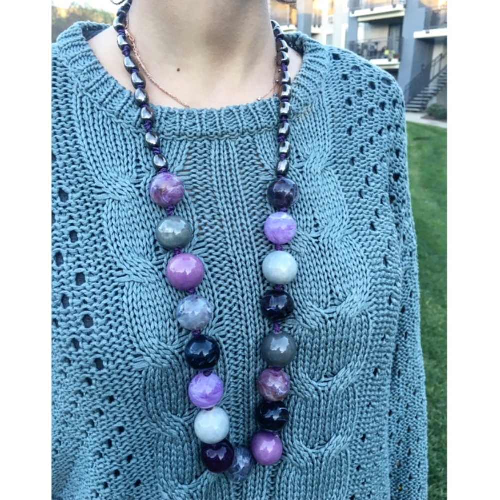 Necklace🍇 - Picture 2 of 3
