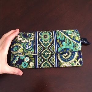 Like new Vera Bradley wallet