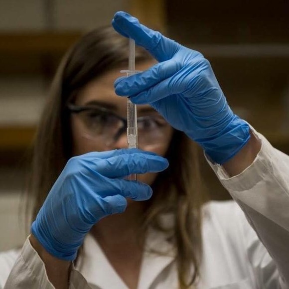 Meet your posher, Ella 🦋 - Picture 3 of 3