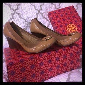 Tory BURCH wedges
