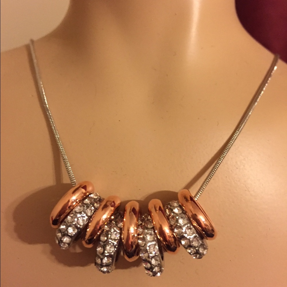 Chunky choker bib necklace