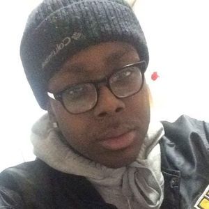 Meet your Posher, Emmanuel