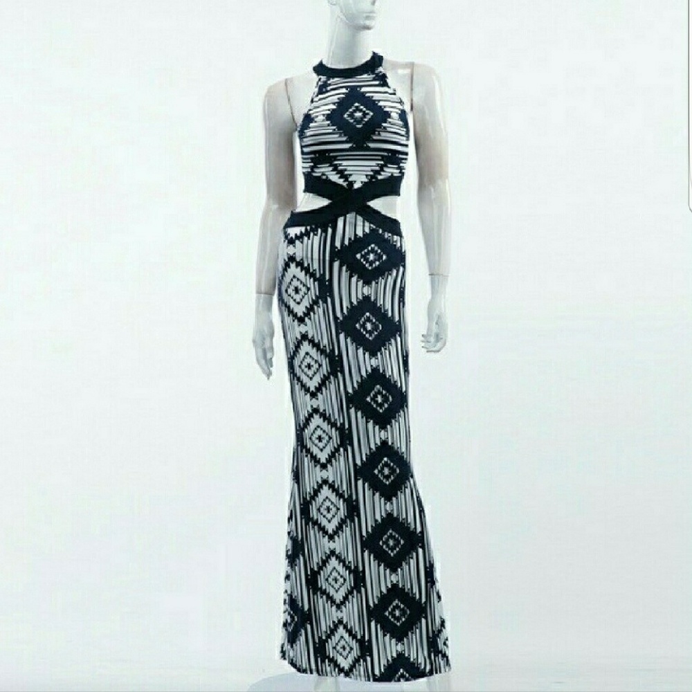 ๐NAVY/WHITE AZTEC CUT-OUT MAXI DRESS - Picture 2 of 6
