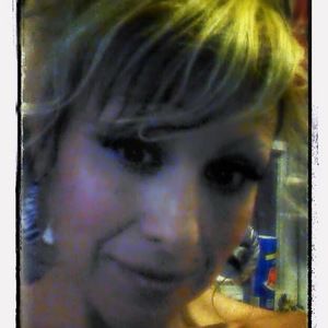 Meet your Posher, Yesenia