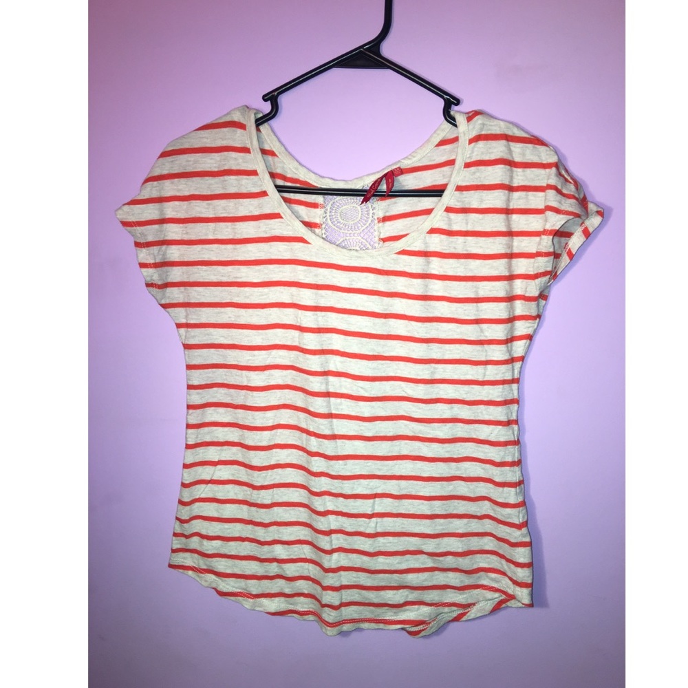 woman's top size XS