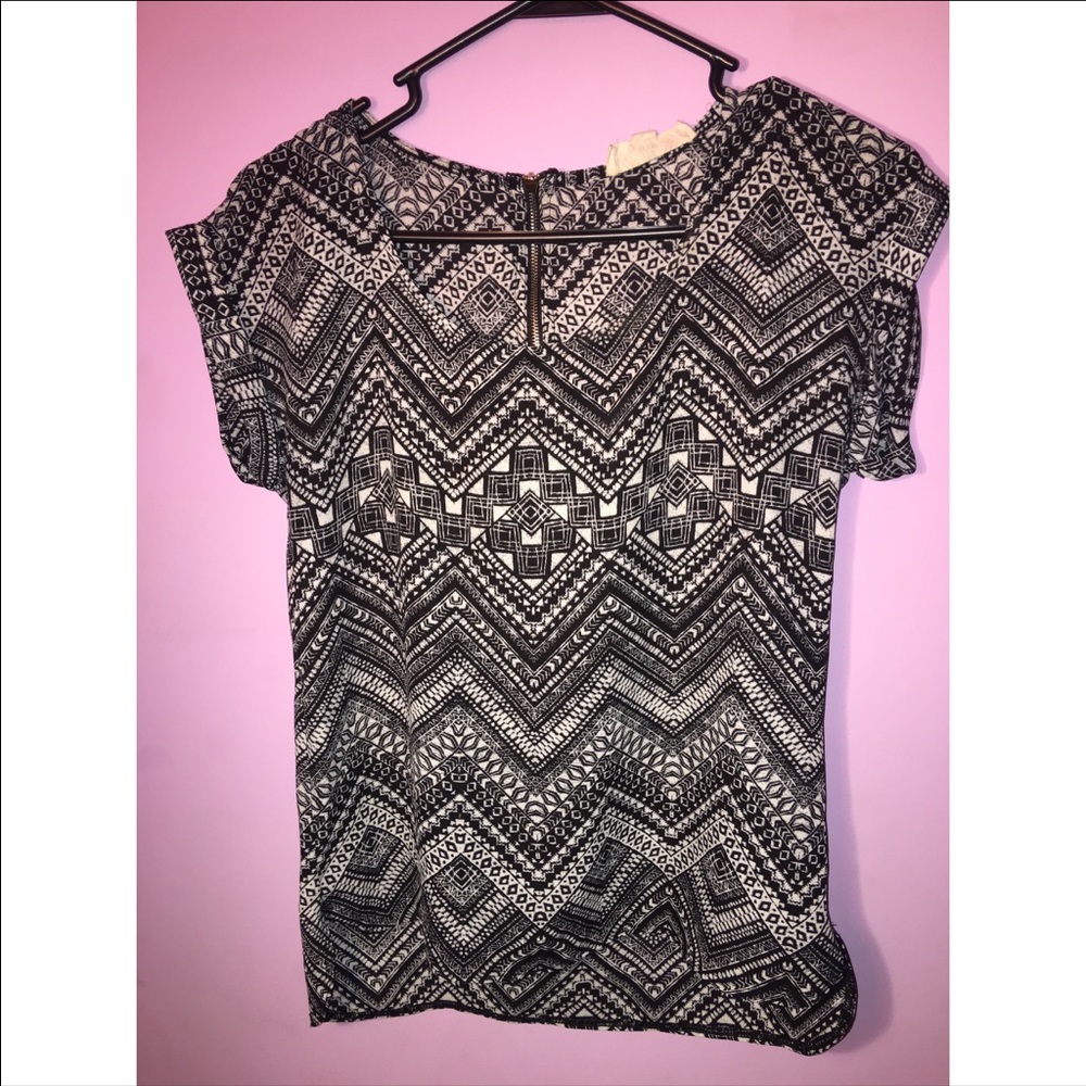 woman's tribal blouse size xs
