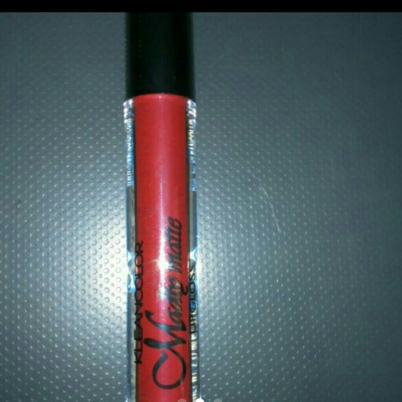Sangria long lasting matte lipgloss - Picture 2 of 4