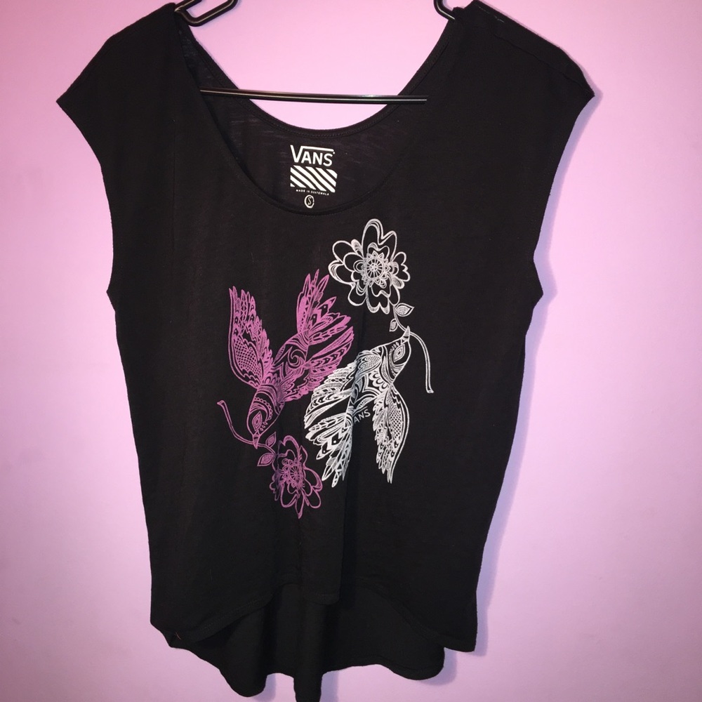 woman's vans tshirt size small