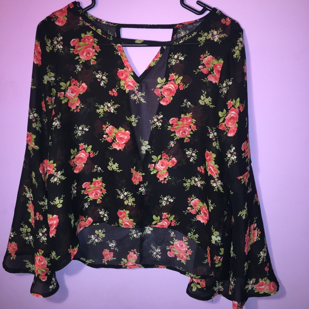 woman's floral print blouse size xsmall