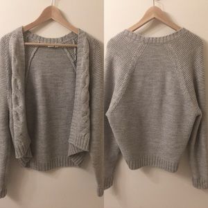 SOLD Gap cozy cable knit shrug (XS)