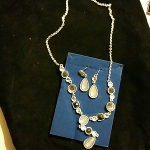 Various grey gemstones necklace & earings set