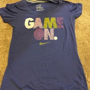Women's Nike Shirt Size Medium