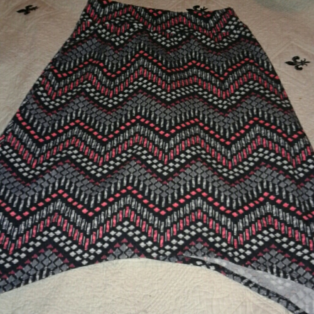 Skirt by JOEY B