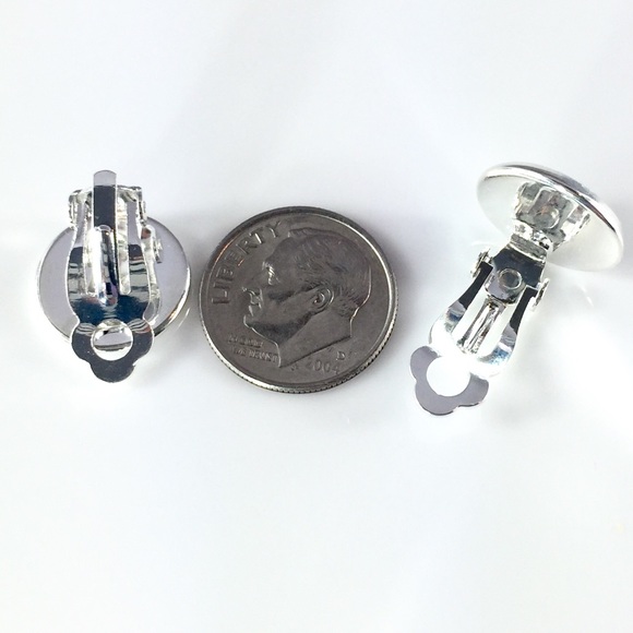 3 for 15🎀faux druzy clip on earrings - Picture 6 of 7