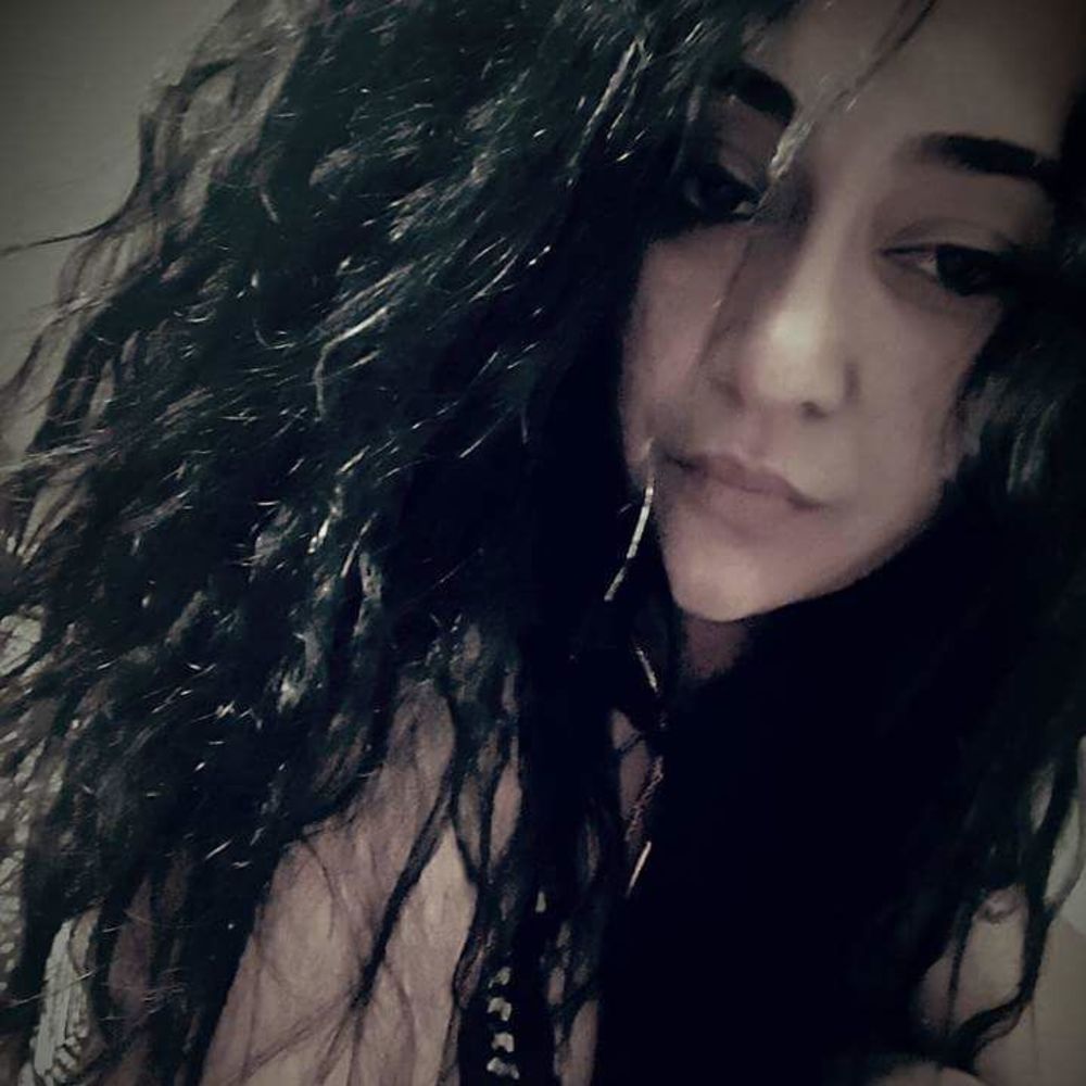 Meet your Posher, Derna