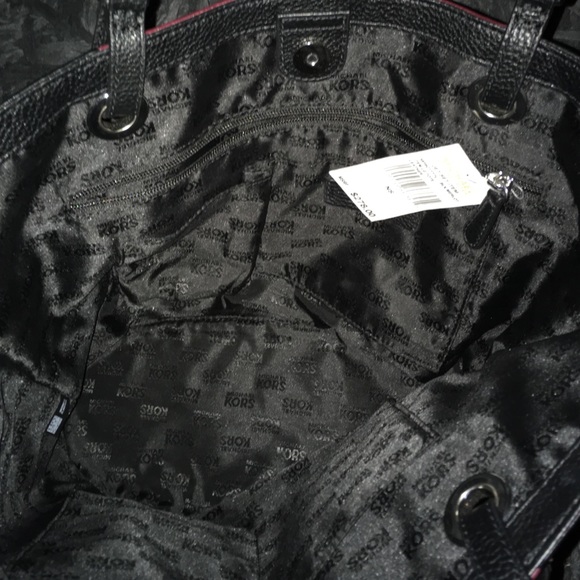 Sold - Picture 2 of 3