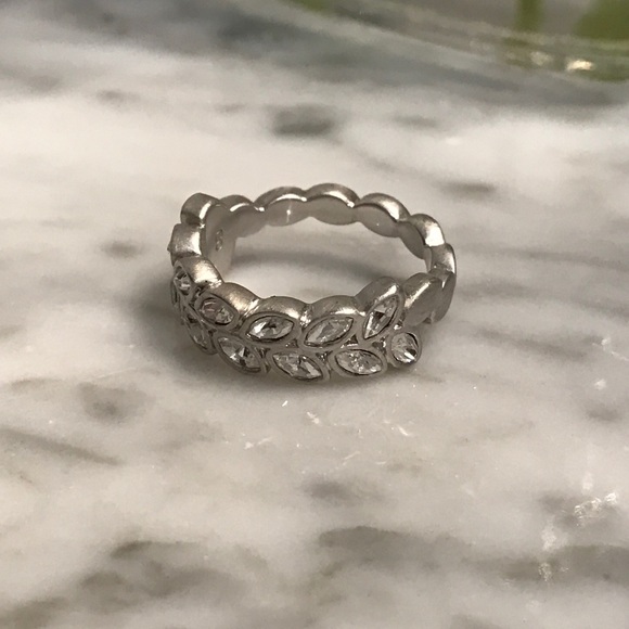 Ring - Picture 4 of 4