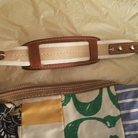 Genuine Medium sized Multi colored Coach Bag - Picture 3 of 4