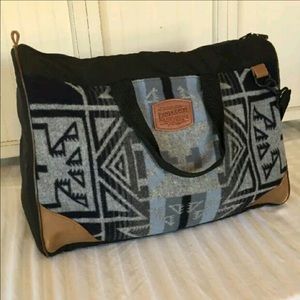 Pendleton Overnight Bag