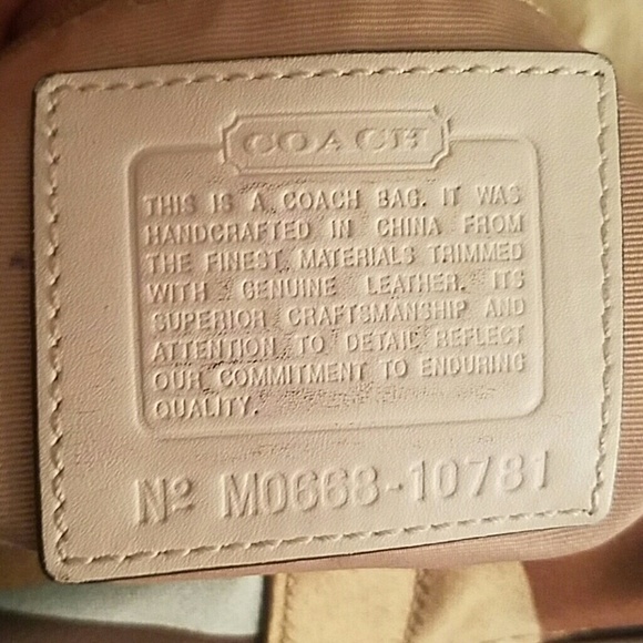Authentic Coach medium shoulder bag - Picture 3 of 3