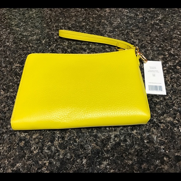 TORY BURCH - Wristlet