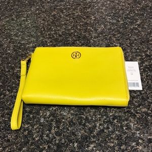 TORY BURCH - Wristlet