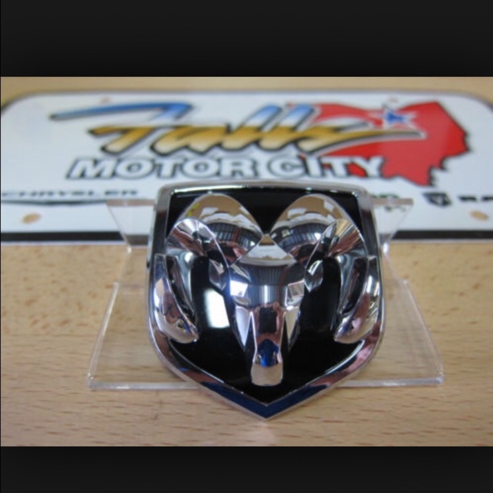 Dodge truck emblem