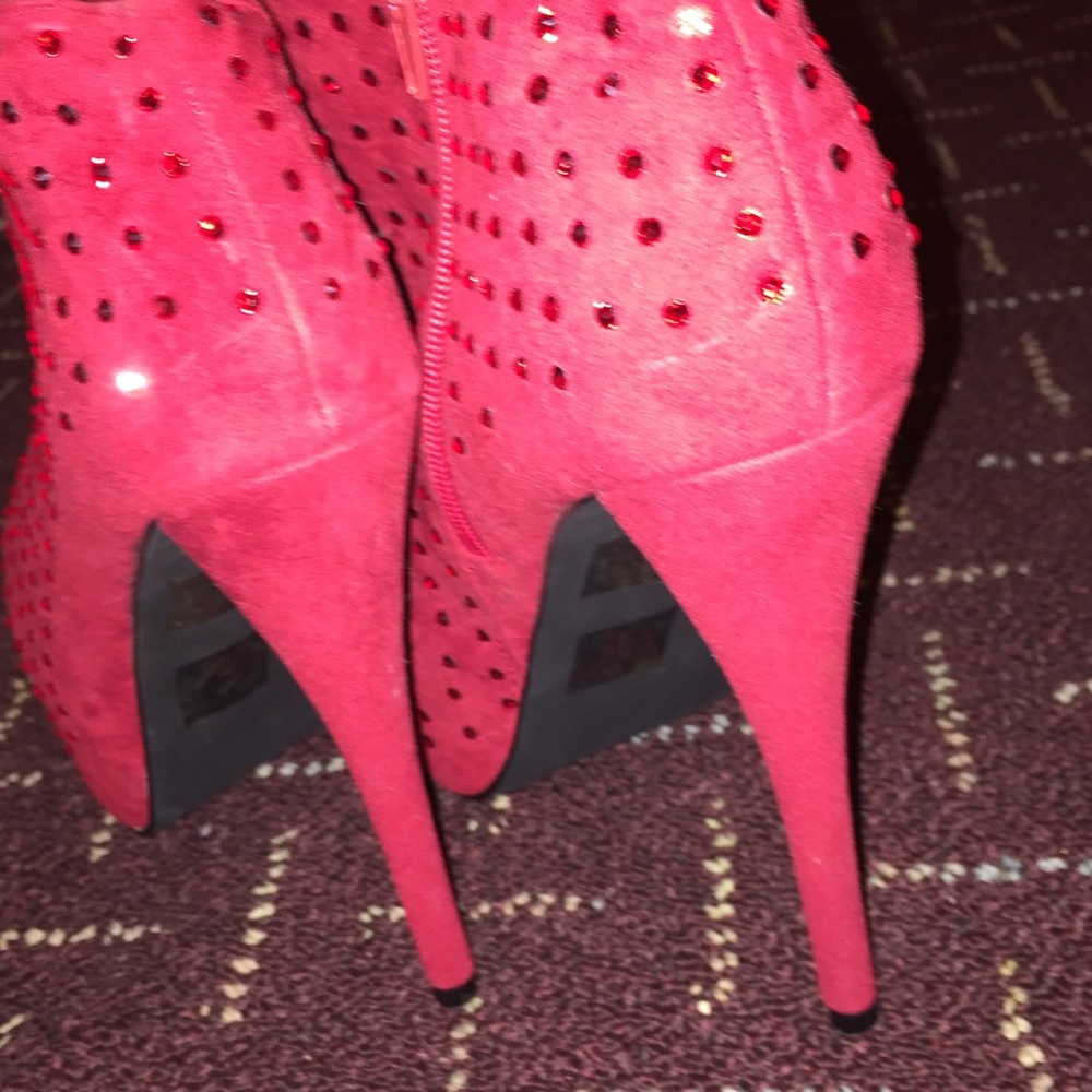 Red Heeled Boots - Picture 2 of 4