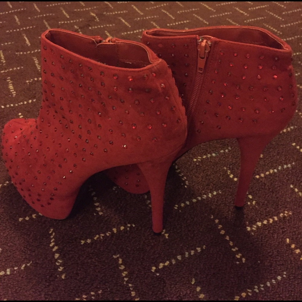 Red Heeled Boots - Picture 4 of 4