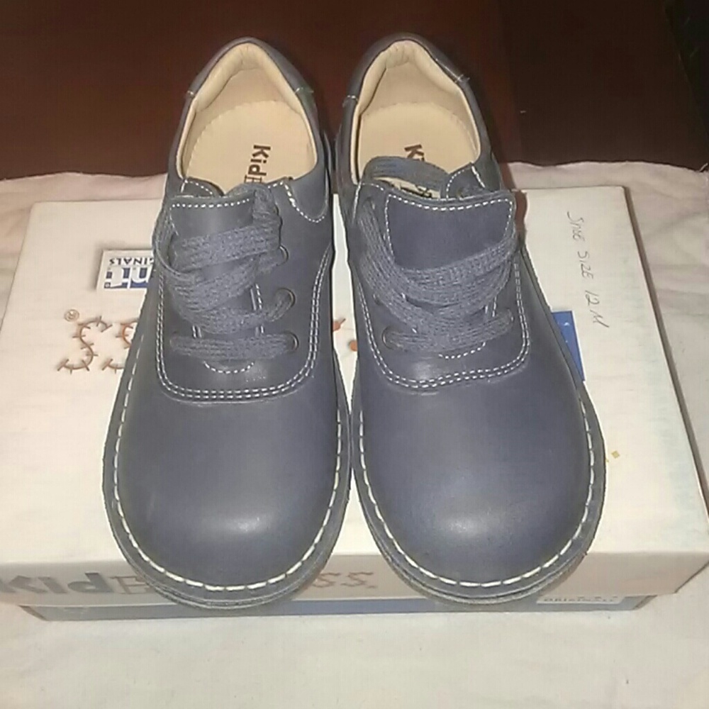 Boys Leather Navy Oxfords Size M 12