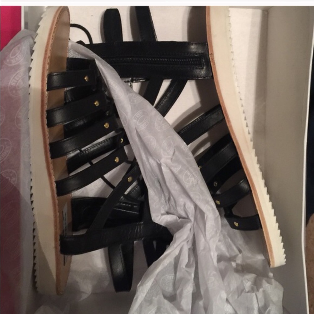 Steve Madden sandals