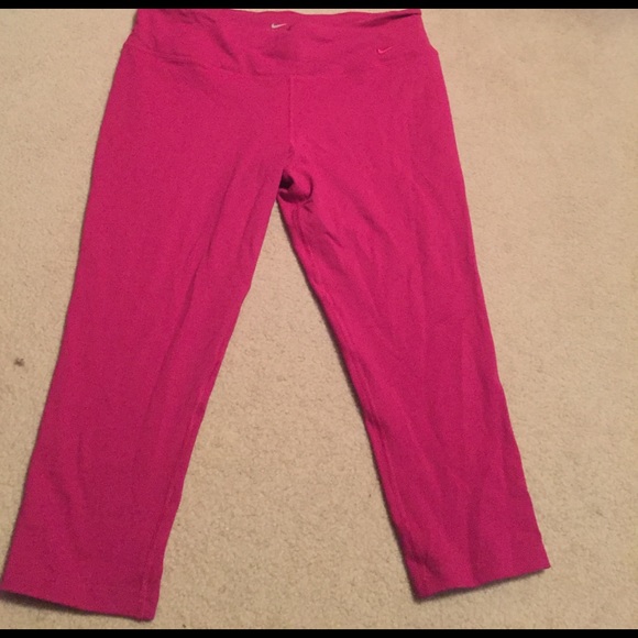 Nike Pants - Like new nike dri-fit workout leggings