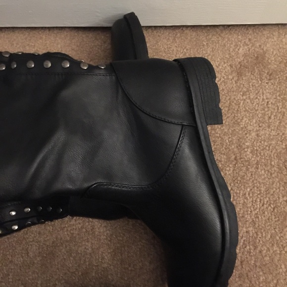 Black studded knee high boots - Picture 2 of 3
