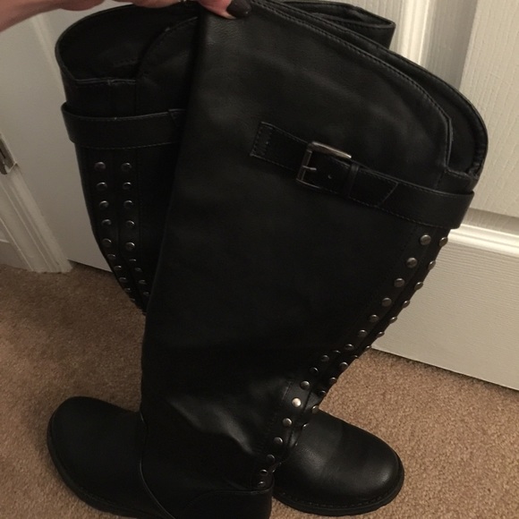 Black studded knee high boots - Picture 3 of 3