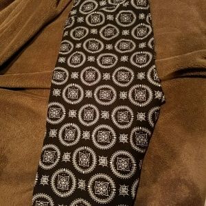 Lularoe TC leggings NWOT