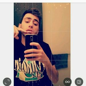 Meet your Posher, Sezar