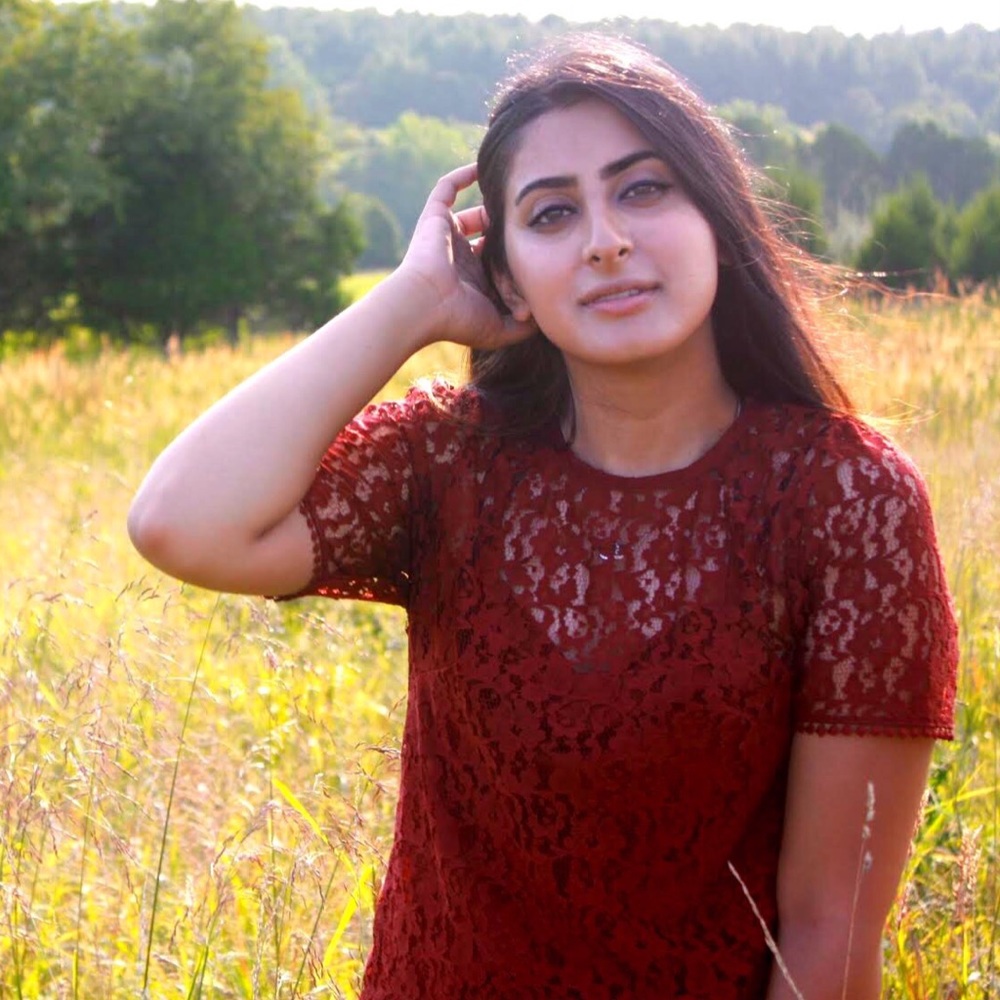 Meet your Posher, Natasha