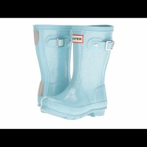 SOLD Powder blue glitter hunter rainboots