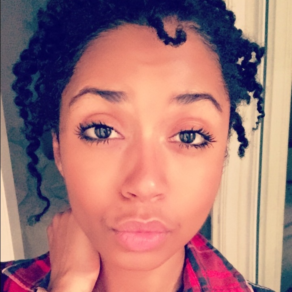 Meet your Posher, Tashe