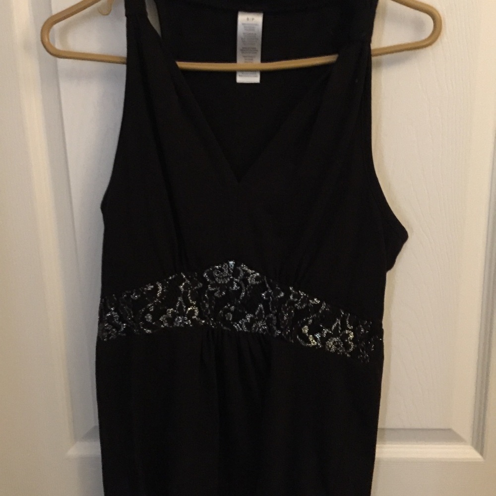 Black tank shirt with silver detail
