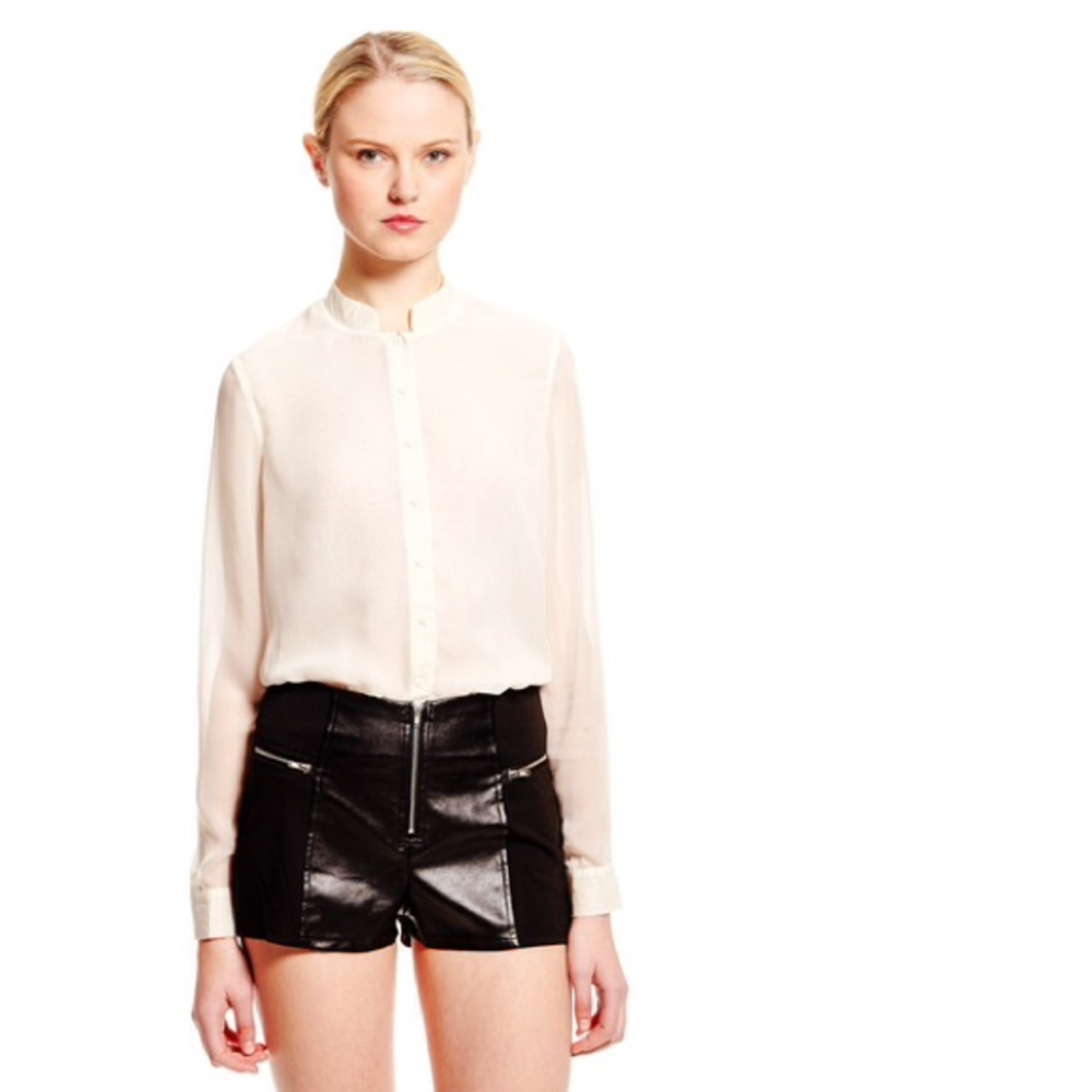 🎉HP🎉 TCEC Faux Leather Mixed Media Shorts