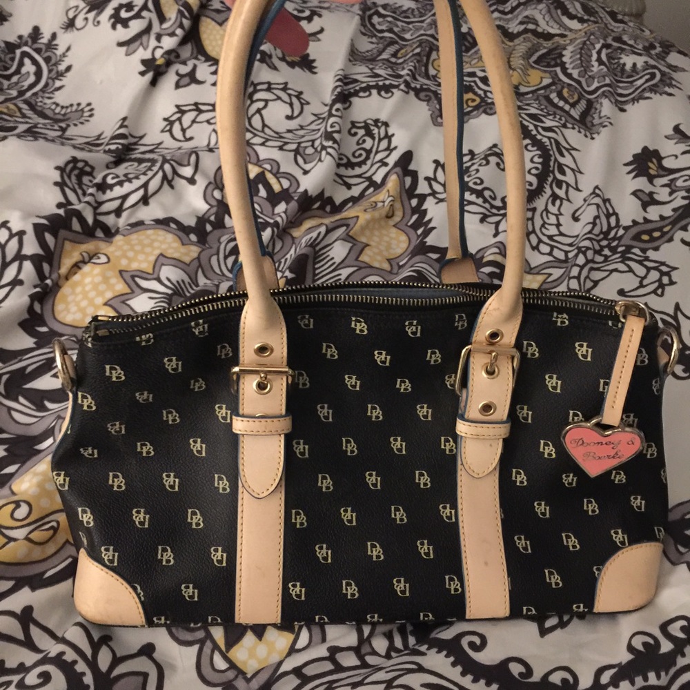 Dooney & bourke