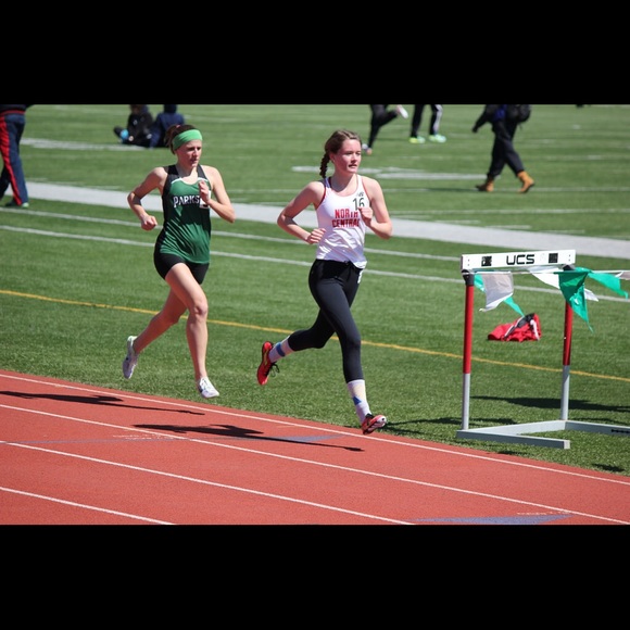 Meet your Posh Seller ❤️ - Picture 2 of 3