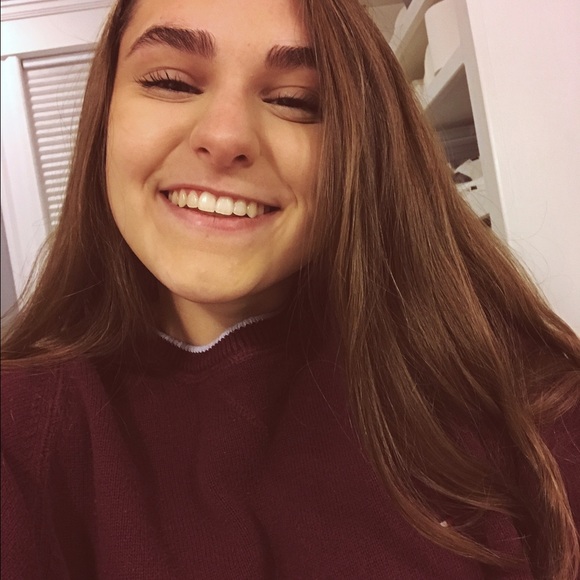 Meet your Posher, Tessa - Picture 1 of 1