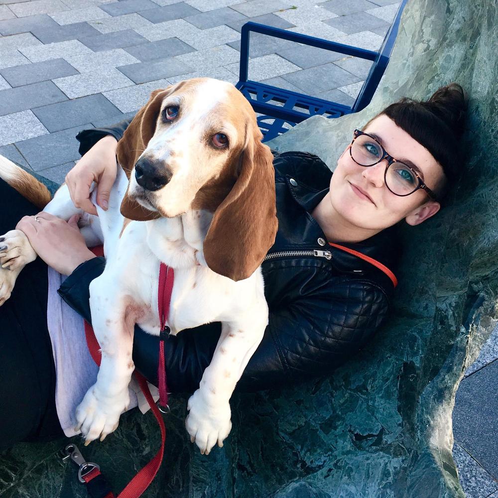 Meet your Posher, Ari